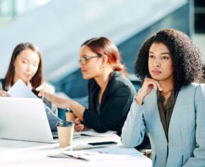 Frau wird nicht gehört